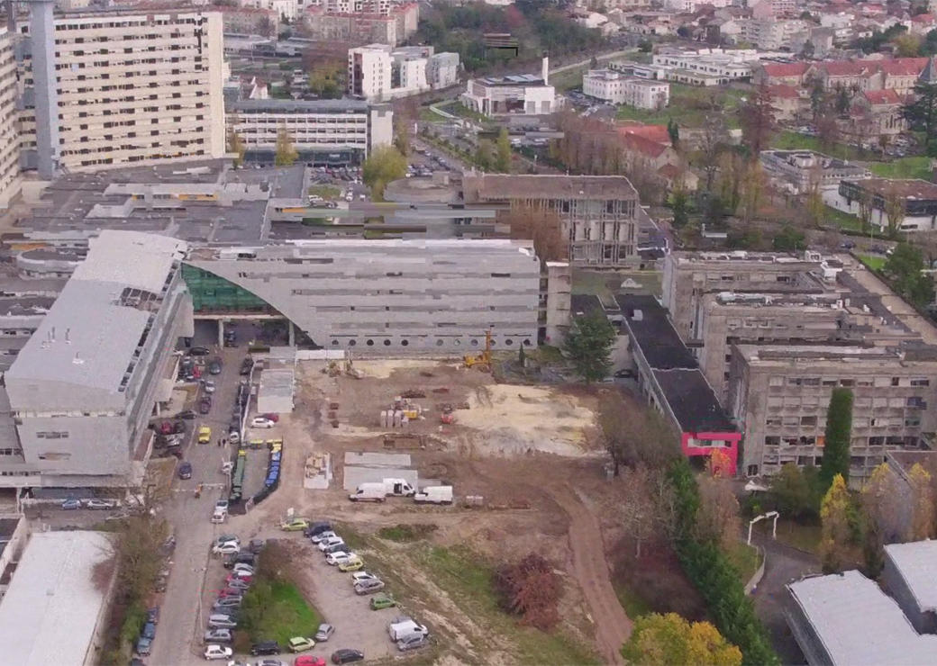 Le bâtiment prendra place derrière le bâtiment Pharmacie, campus Bordeaux Carreire. ©ubx