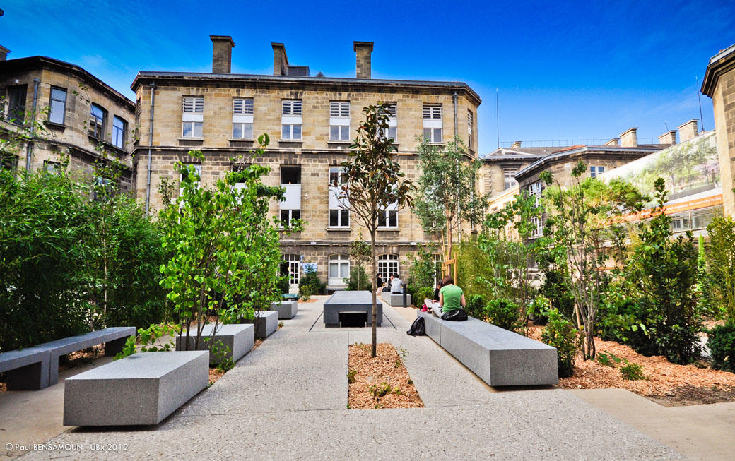 aménagements cour Leyteire 2©Bensamoun-universite de Bordeaux